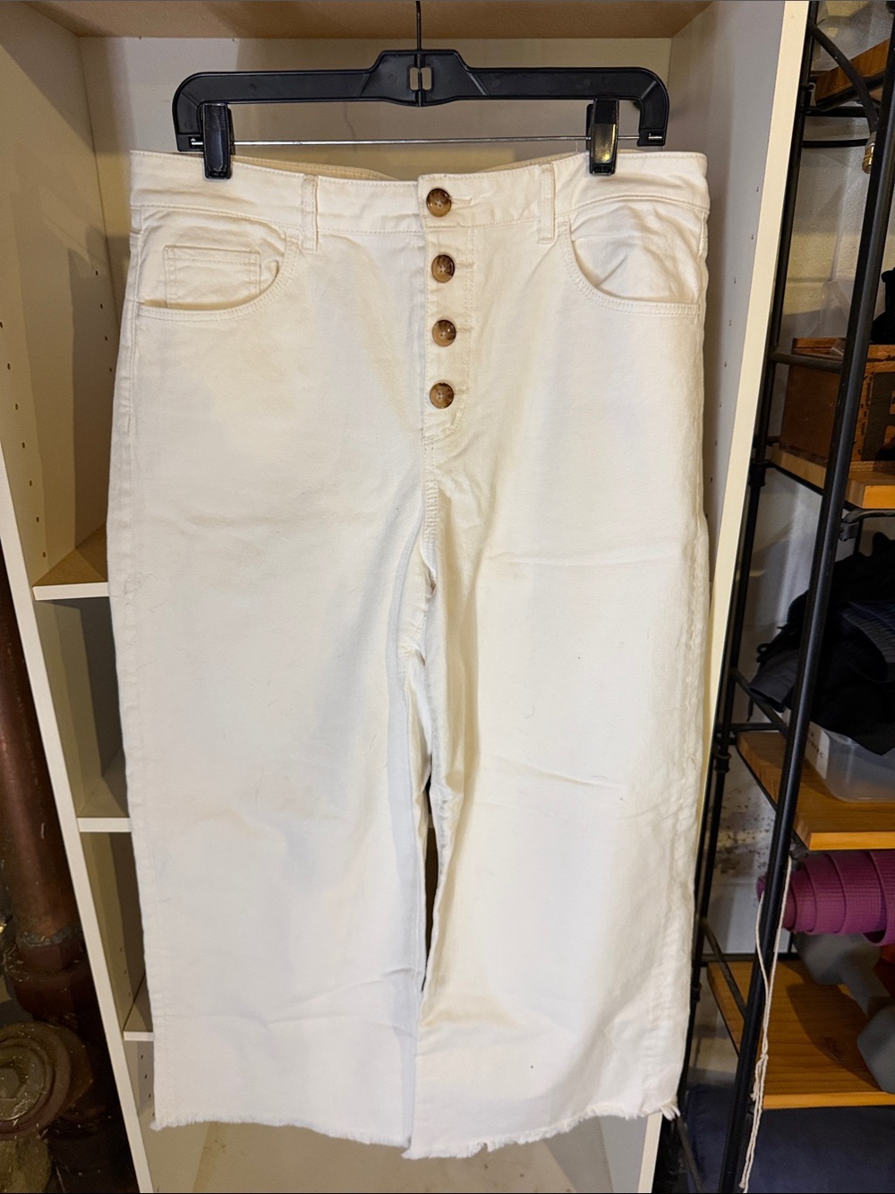 LOFT Cream High-Rise Cropped Button-Fly Jeans